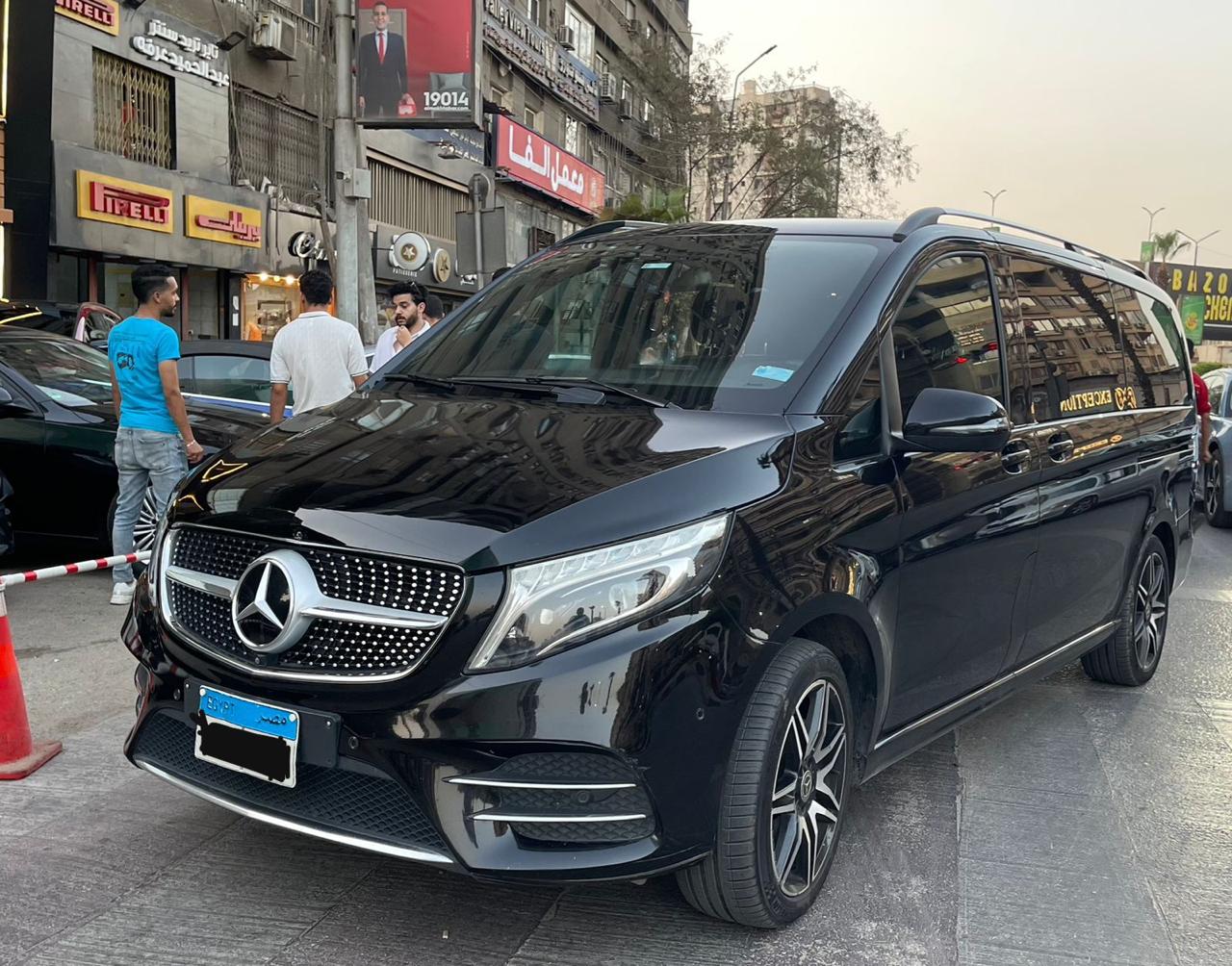 SUV Thumbnail 2