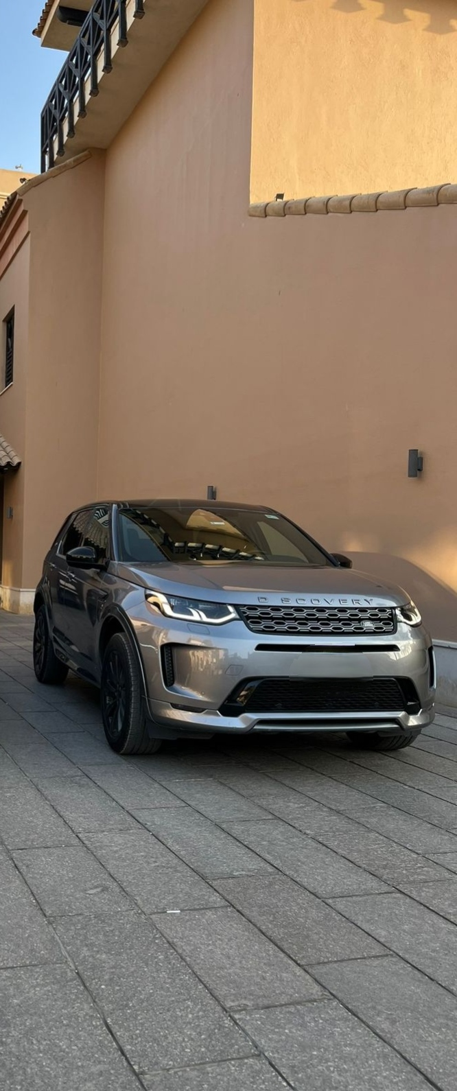 SUV Thumbnail 26