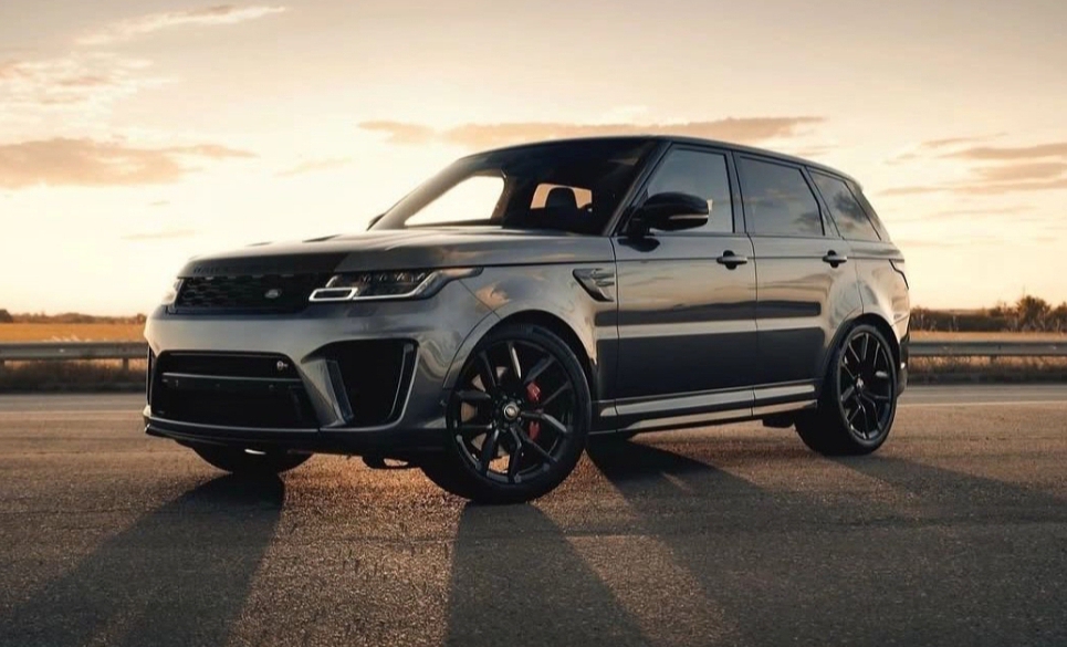 SUV Thumbnail 30