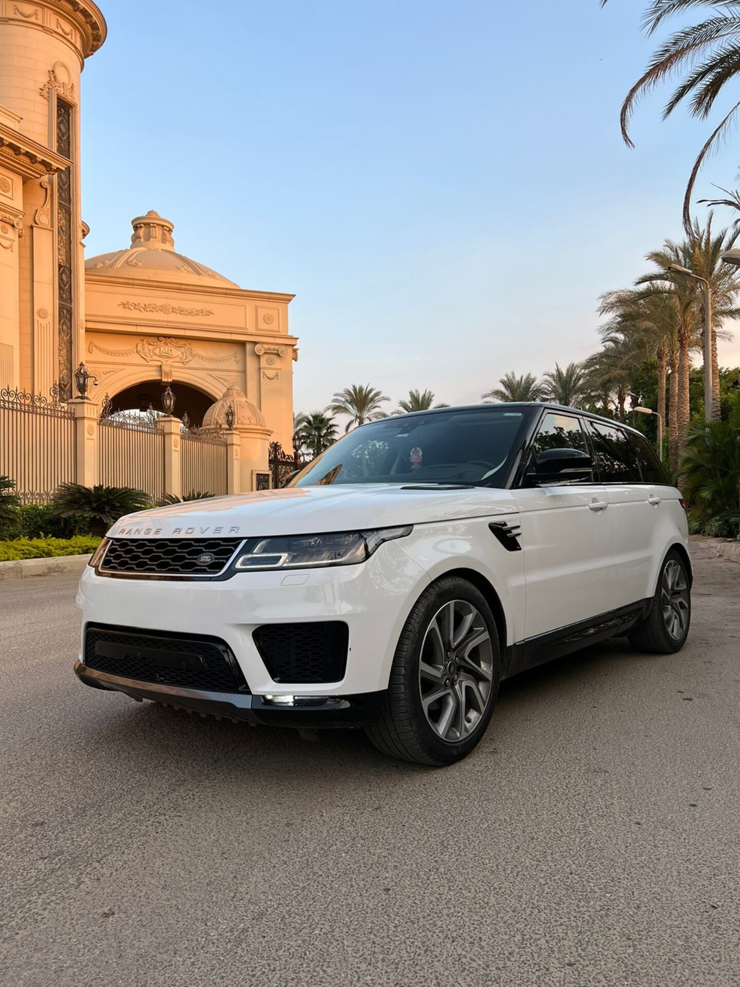 SUV Thumbnail 32